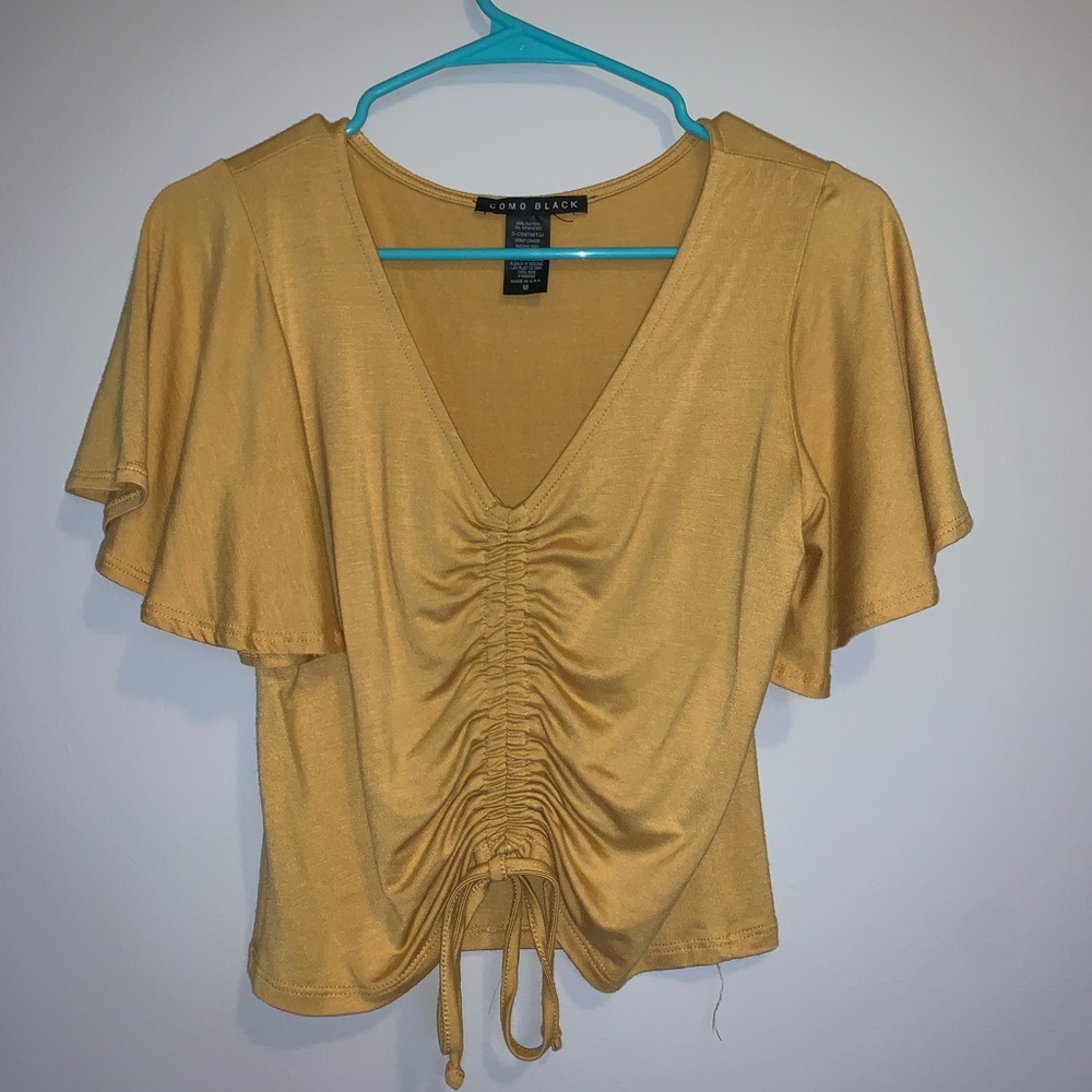 Como Black Yellow Top Flowy Sleeve